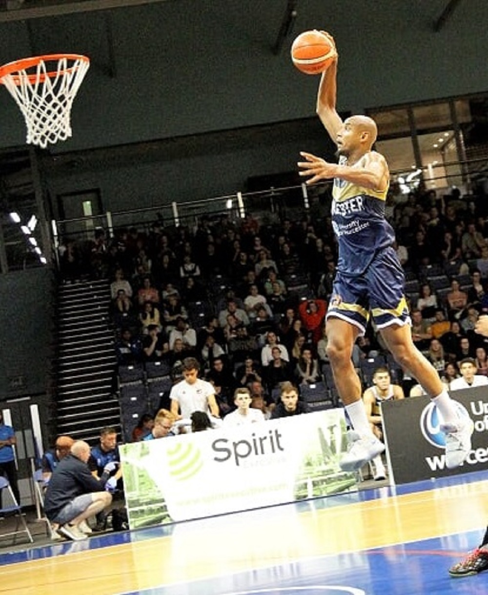 Worcester Wolves beat Plymouth Raiders in BBL Cup